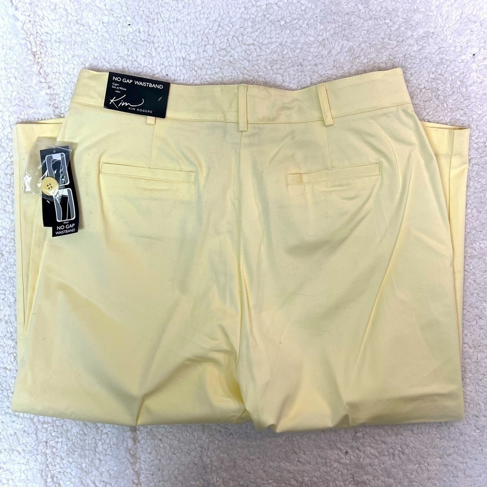 Kim Rogers No Gap Waistband Capris - Picture 4 of 7